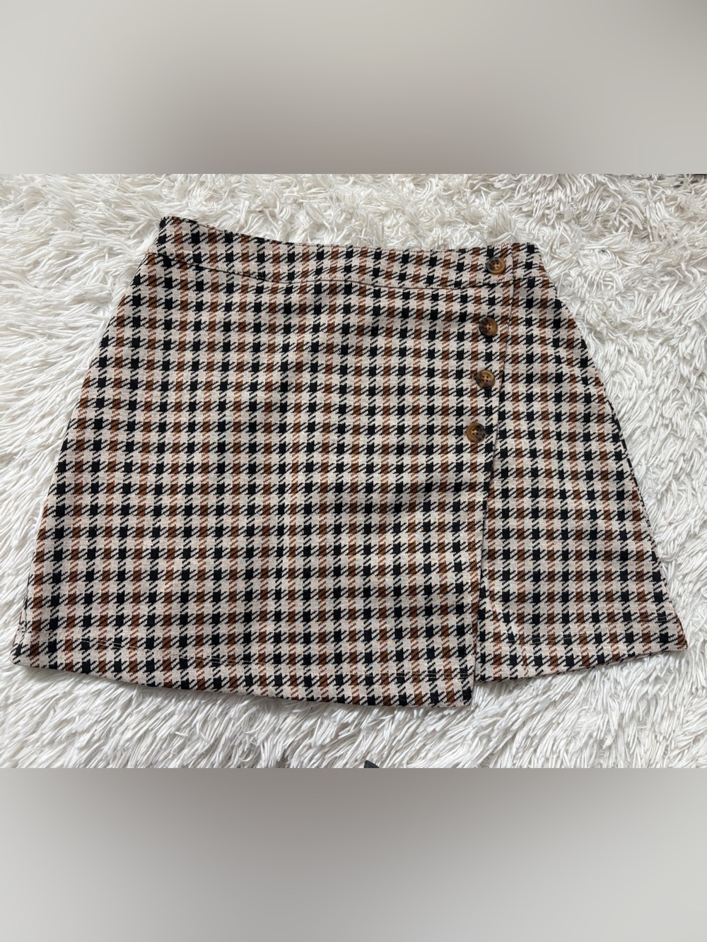 Houndstooth Button-Front Mini Skirt